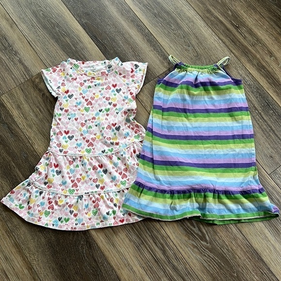 Two Old Navy dresses - Both 5T - Picture 1 of 5